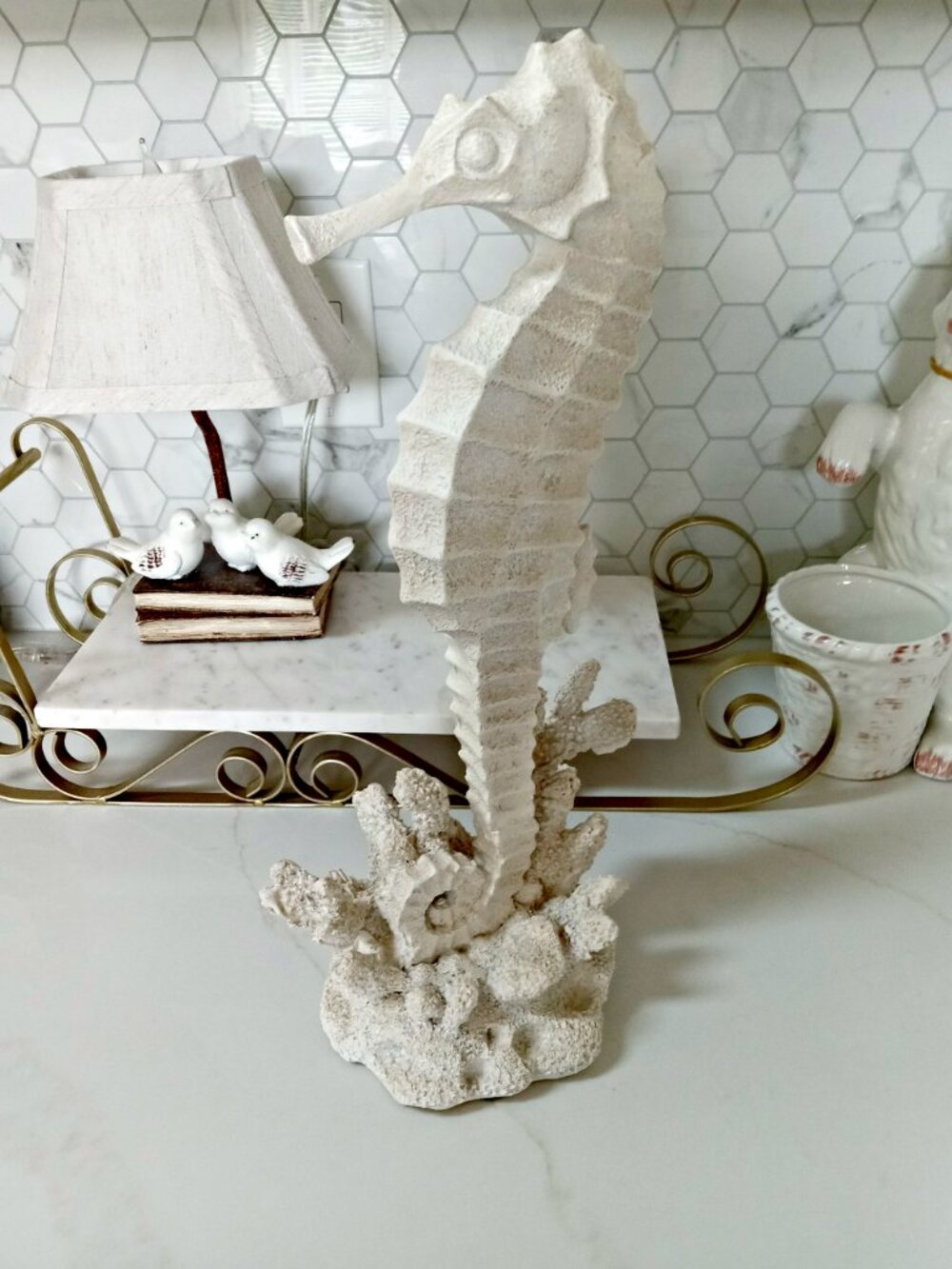 NEW! EXQUISITE 17 3/4  TALL SEAHORSE & CORAL STATUE DECOR - Picture 6 of 8